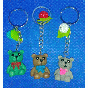 Брелок мишка с ягодкой(3045)