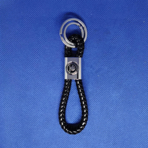 SKODA-Брелок-косичка черный/кольца